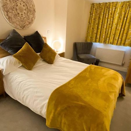 13 The Grosvenor, Luxury Flat, Central Newmarket, Ньюмаркет Экстерьер фото