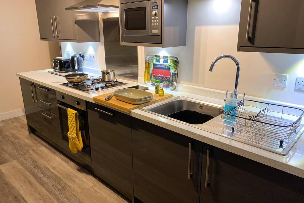 13 The Grosvenor, Luxury Flat, Central Newmarket, Ньюмаркет Экстерьер фото